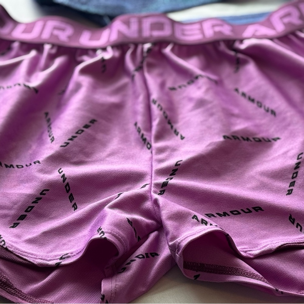 Under Armour Shorts Trio - Purple, Blue, Pink Camo (Size YL) Girl’s Clothing - Picture 3 of 11